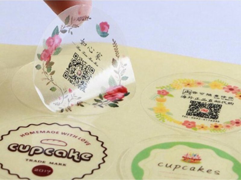Hướng dẫn cách thiết kế in tem decal nhựa đơn giản và nổi bật thông tin