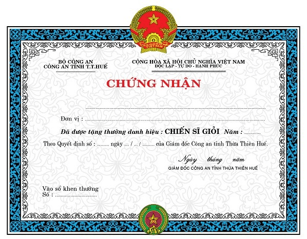 Giấy khen chiến sĩ thi đua