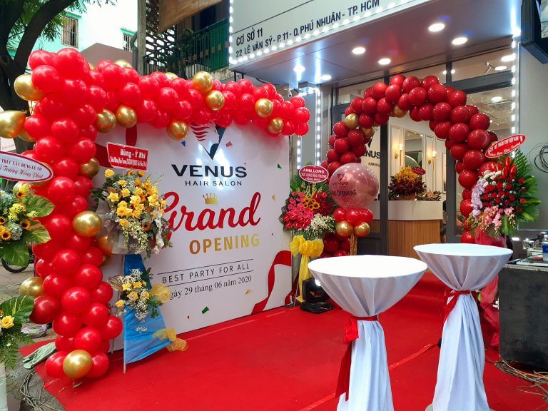 In ấn thi công backdrop khai trương Thi Công Backdrop Giá Rẻ Tại TP.HCM – Nhanh Trong Ngày