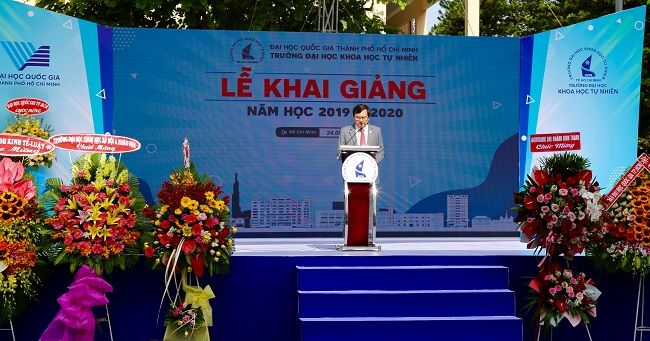 Mẫu backdrop khai giảng đẹp 
