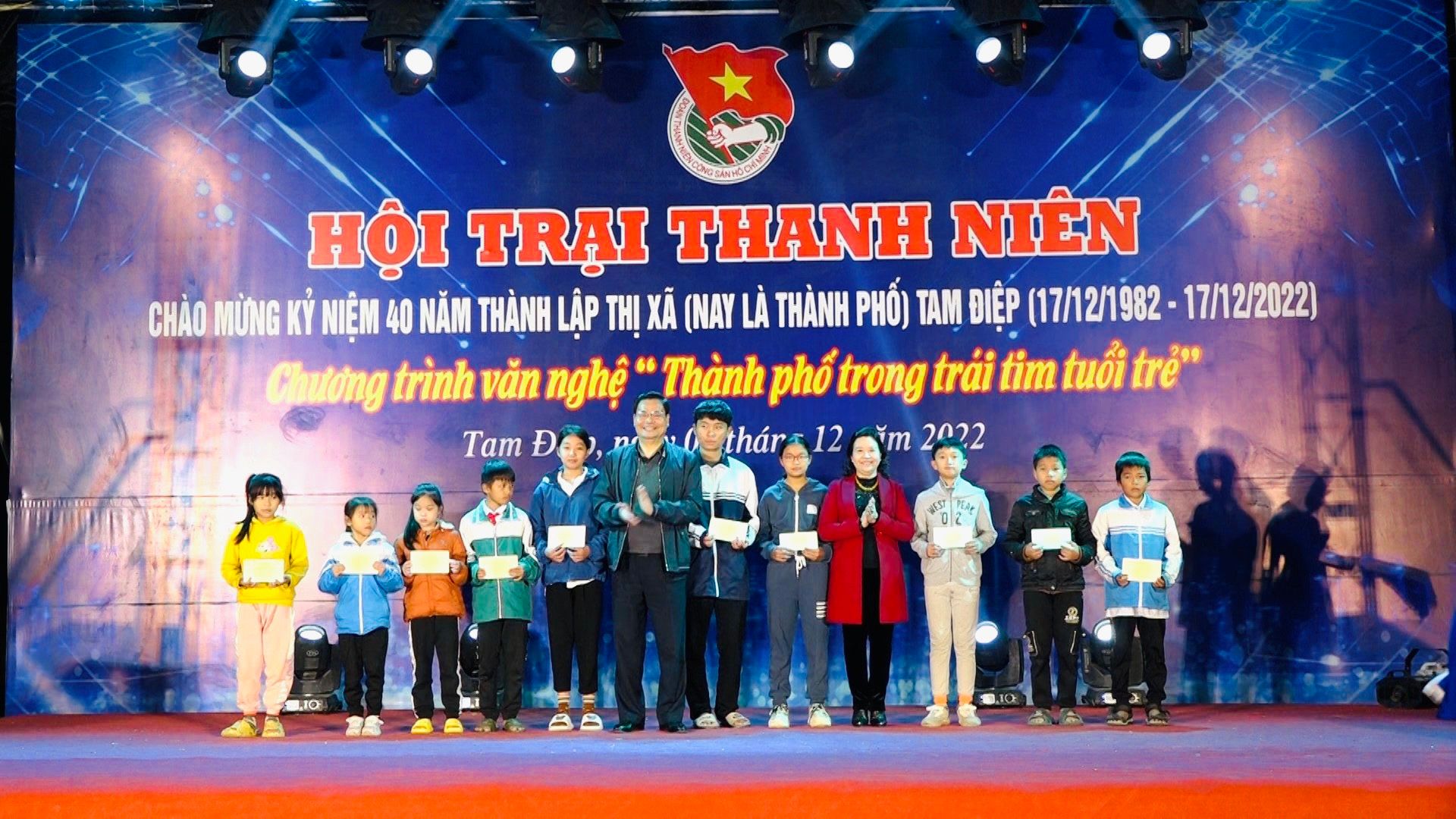 Địa chỉ thi công backdrop hội trại giá rẻ uy tín TP.HCM